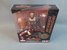 S.H. Figuarts Iron Man Mark 45 Iron Man Los Vengadores Era de Ultrón Bandai Japón