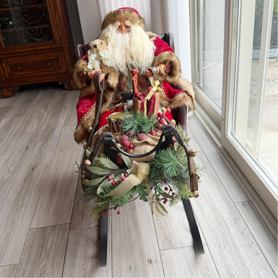 Gifs de estatuillas de pie de Papá Noel en un trineo decoración navideña interior 29" Foto 2 de 4