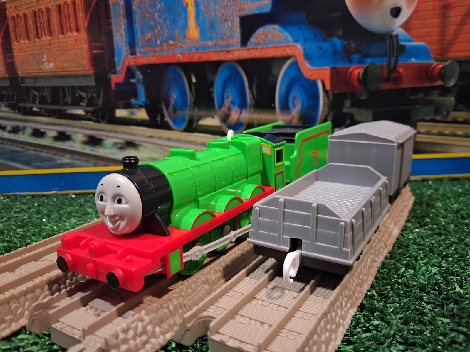 Thomas And Friends Trackmaster Tomy Henry With Trucks Tested And Working GUC HTF