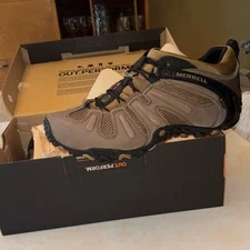 NIB - Merrell Men's Chameleon Prime Stretch Shoes  Size 10 Brown