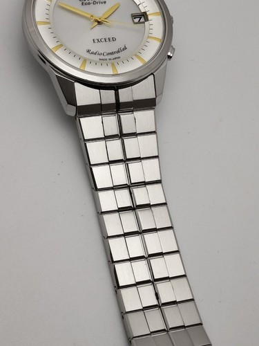 Citizen Exceed Eco-Drive Radio Contrôlée Argent Rond Solaire Montre Hommes Auth - Photo 6 sur 10