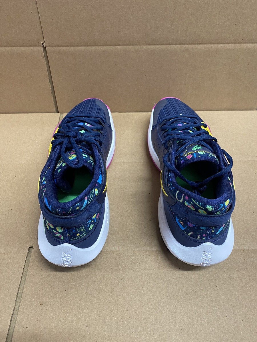 zoom freak 2 midnight navy