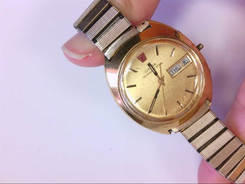 VINTAGE più rari Omega megahertz Tono Oro 32KHz Day Date Orologio da polso.  viene eseguito esigenze TLC! | eBay