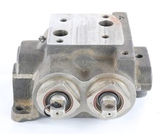 New 9007697 Terex Valve Assembly