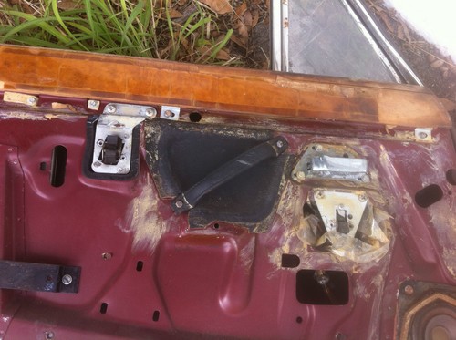 Rolls Royce Silver Shadow, Bentley ; Left Front Door Assembly from 1974 Shadow - Picture 10 of 12