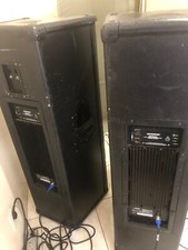 Mackie 1522Z active powered speakers