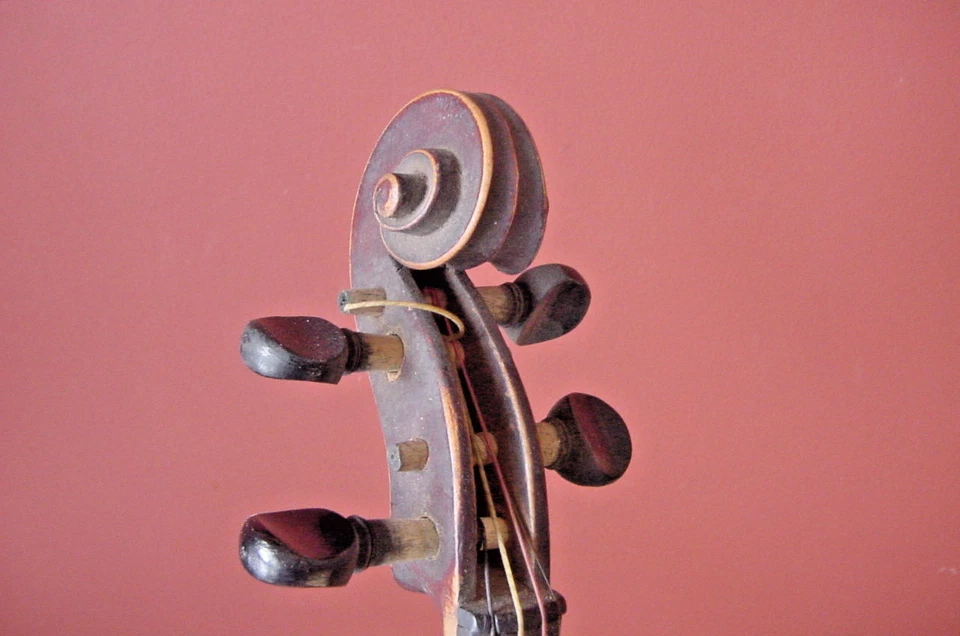 РЕТРОFLASHBACKS НИКОЛИ АМАТИ СКРИПКА SUB TITULO САНТА ТЕРИСИЯ ОДИН ПК НАЗАД ИТАЛИЯ - Изображение 4 из 4