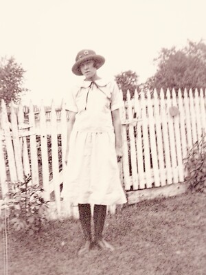 Vintage Photo Film Negative Pretty Young Woman Teen Nice Dress Hat 1910's