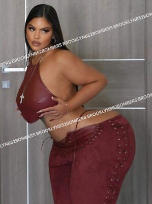 Gracie Bon Beautiful Model 8x10 Glossy Photo