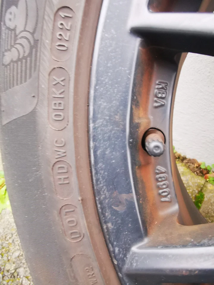 Original Seat Leon Felgen KBA 48907 6.5JX16H mit Bridgestone und Michelin Reifen - Bild 2 von 4