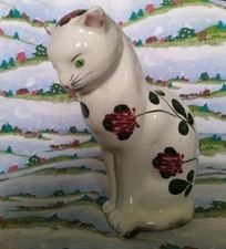 Vintage Tall 15cm Wemyss Style Bovey Plichta Cat decorated with Flowering Clover