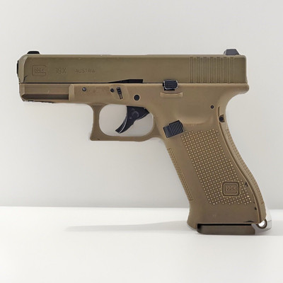 GLOCK G19X Desert Tan CO2 .177 Cal. BB Pistol Replica - B Grade