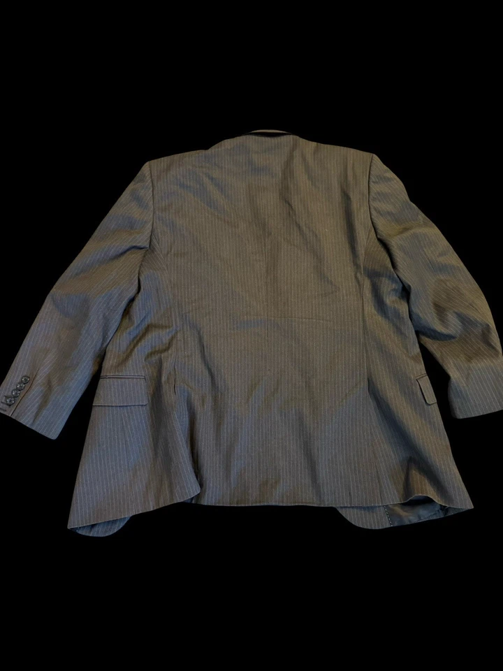 Vintage Marc Jacob’s Grey Pin Stripe Suit Coat / Blazer - 42r - Image 2 of 3