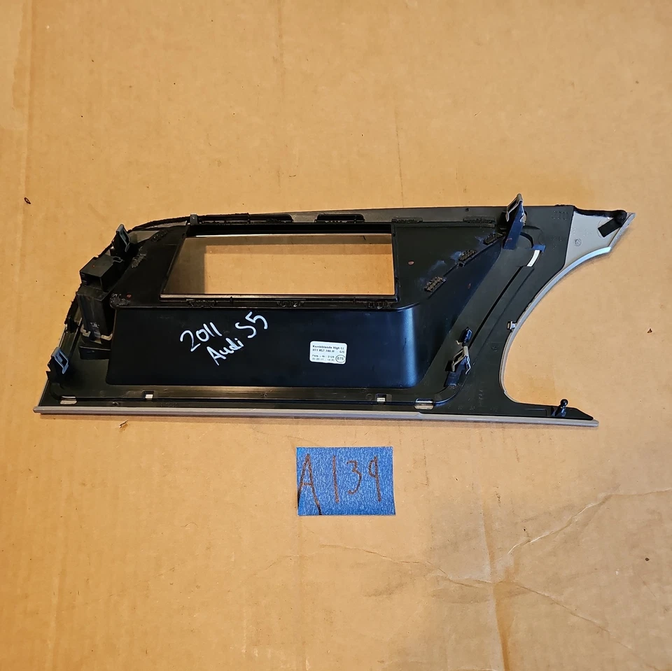 Audi S5 2011 tablero central pantalla moldura 8T1 857 186 H OEM Foto 4 de 4