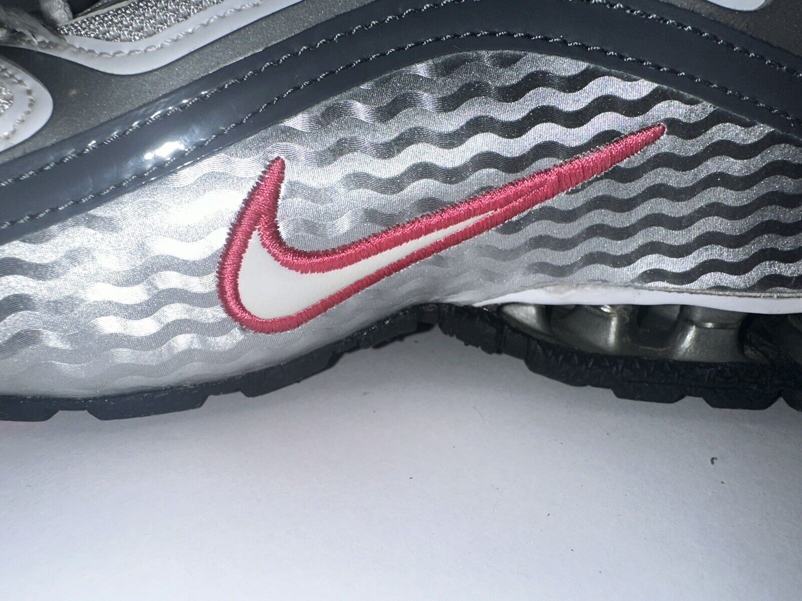 Size  11 - Nike Reax Run 5 White Metallic Silver W - image 2