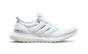 ultraboost 2.0 triple white
