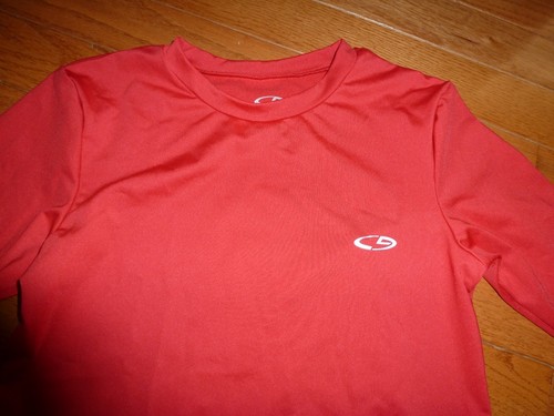 New NWT Boy Champion Duo Dry UV Protection Compression Top Red Medium Size 7 - 8 - Picture 2 of 2