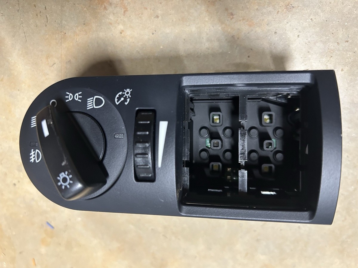 NEW OEM Headlight Control Module Switch 4080940C3 for Navistar