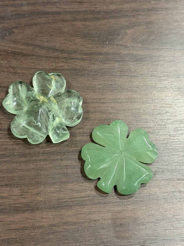 Lot Of 2 Crystal Four Leaf Clovers Green Fluorite Green  Aventurine 1.75”-2.5”