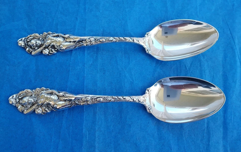 Par de colheres de sopa ovais de prata esterlina desarmadas Love 5,1 toz: por Reed & Barton - Imagem 2 de 4