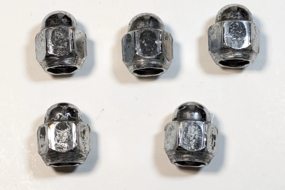 Juego de 5 tuercas cromadas originales Subaru Acorn 12X1,25 mm 1995-2025 28171AJ000 Foto 2 de 2