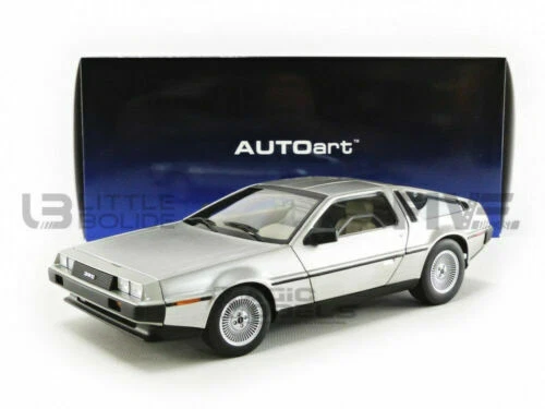 Véhicules miniatures 1:8 DeLorean
