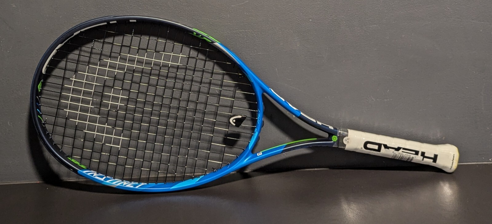 Head Graphene Touch Instinct JR Tennis Racquet 4 0/8 Grip Ne