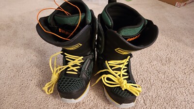 ThirtyTwo Lashed Chris Bradshaw Snowboard Boots Men s Size 8 Black Green