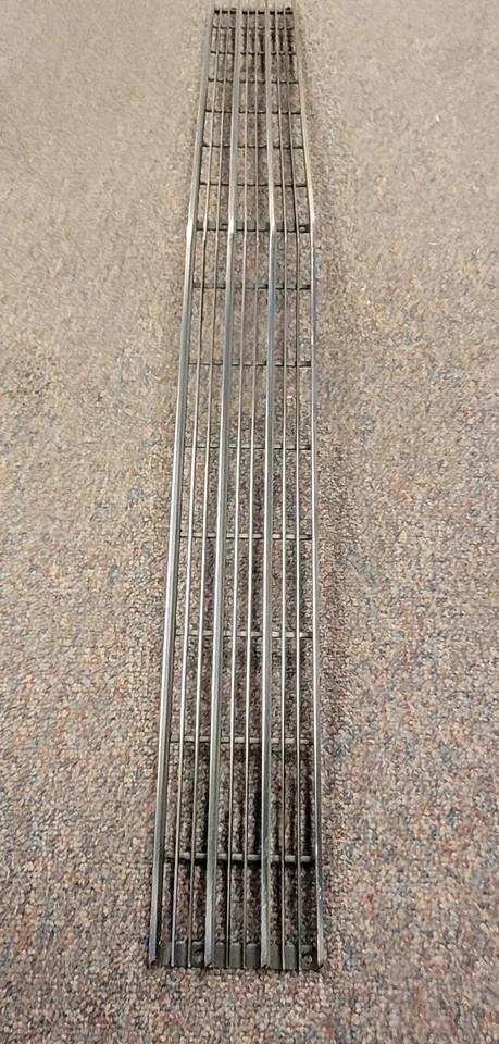 1974 Dodge Monaco Front Bumper Upper Grille Grill 3691520 NOS. - Image 3 of 4