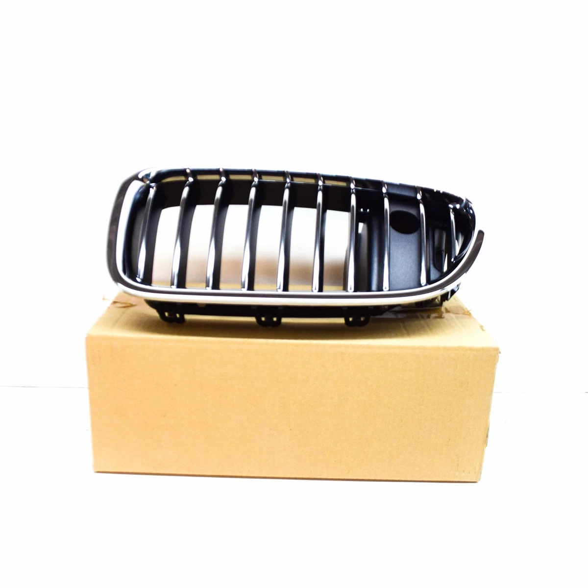 NEU BMW 5 F10 KÜHLER LINKS GITTER NIVI 51137412327 7412327 2015 14 