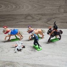 Set of 6 Vintage 1971 Britain's LTD Deetail Medieval Knights England