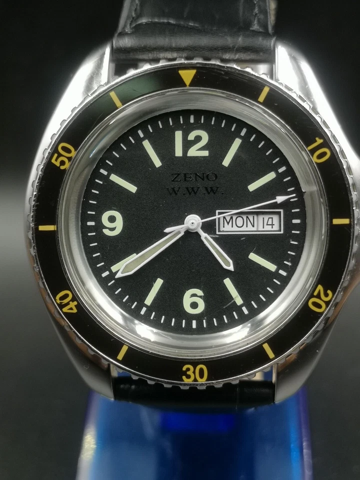 Vintage and Rare ZENO W.W.W Men’ s quartz watch. Military style watch. - Image 4 of 4