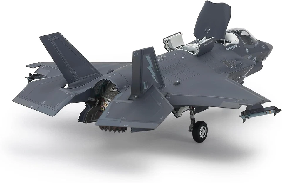 TAMIYA 60793 1:72 F-35B Lightning II – riproduzione fedele all'originale, kit di - Immagine 4 di 4