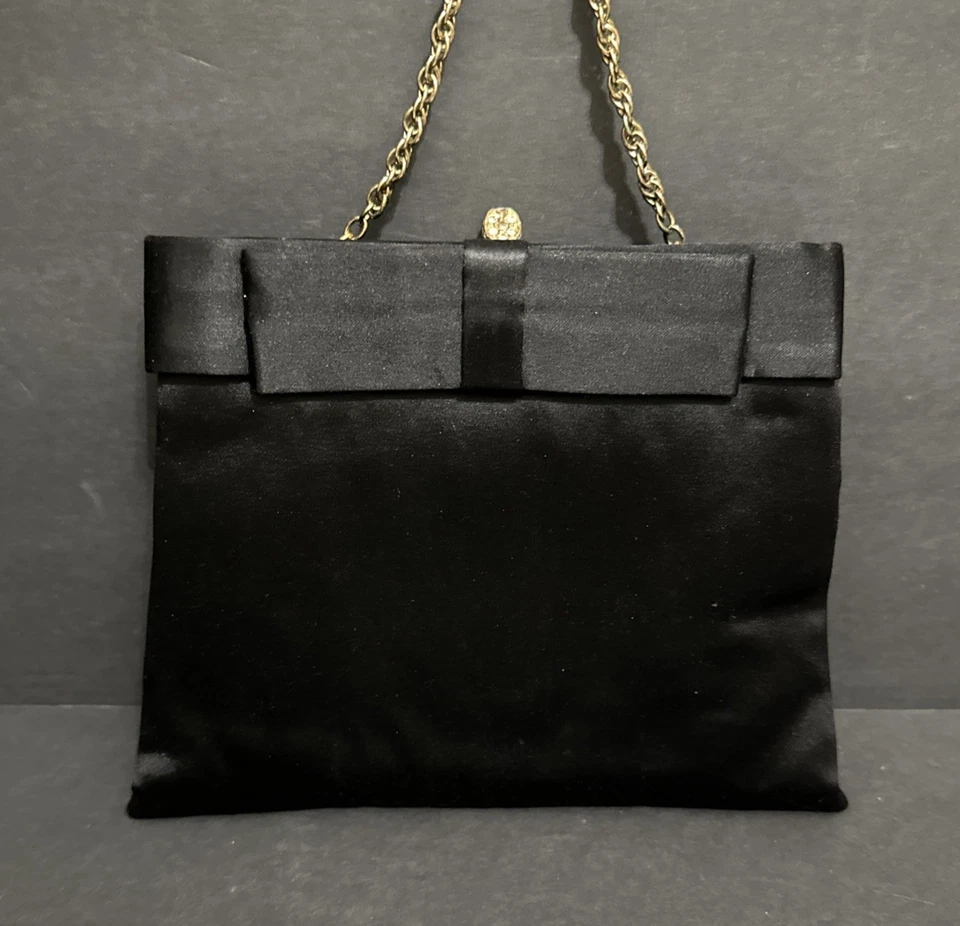 Bolso sin asas/bolso de noche convertible de tela negra vintage de los años 50 y 60 con arco ~ y ~ cierre dorado Foto 3 de 4