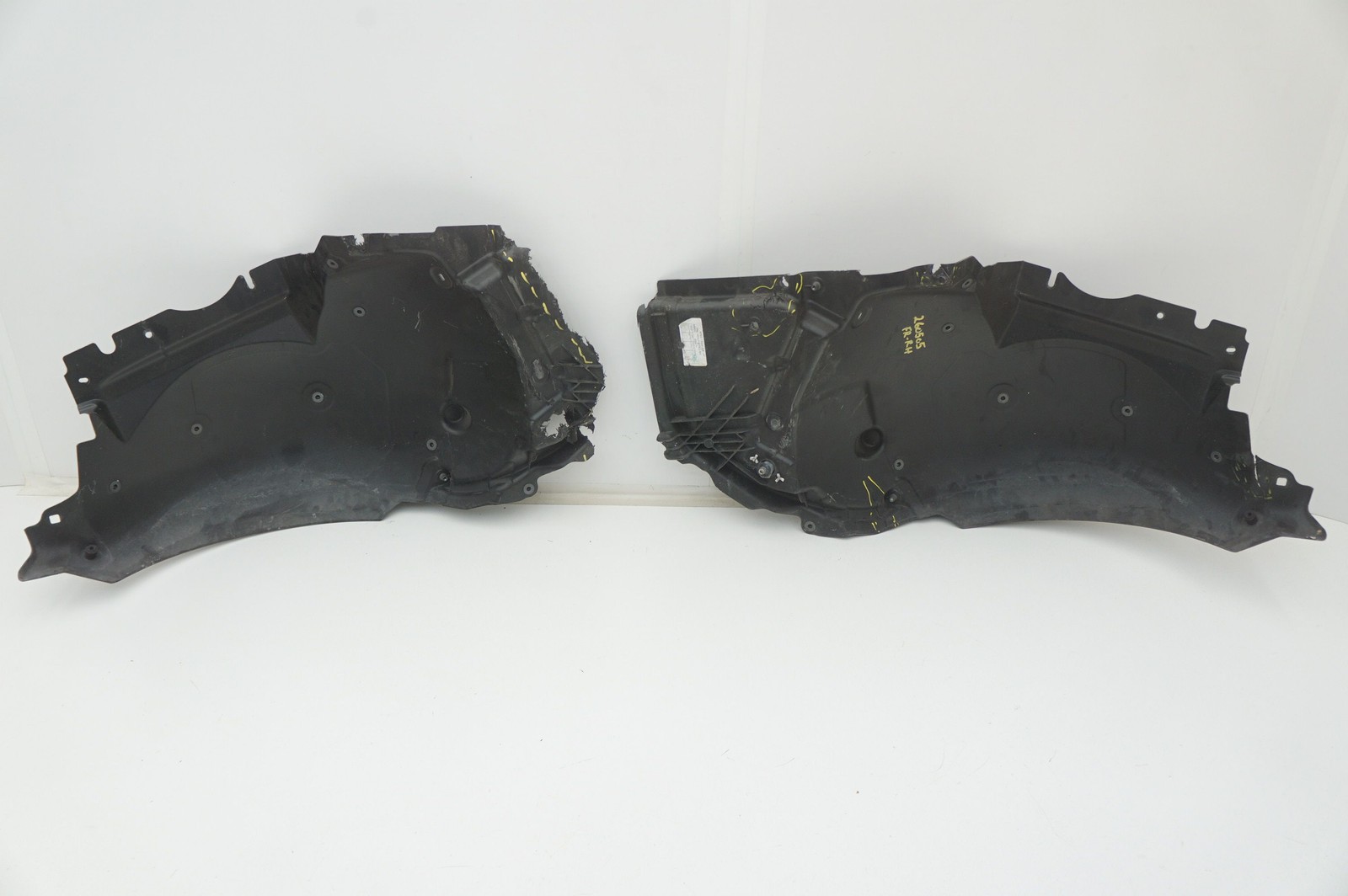 Aston Martin Vantage Front Right Headlights Set P/N KY6313068AG