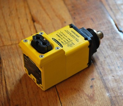Banner OASBFP Analog OMNI-BEAM Plastic Fiber Optic Range depends on fiber - USED