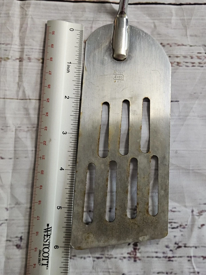 Espátula ranurada vintage Ekco 12" cromada EE. UU. mango verde oliva cocina... Foto 3 de 4