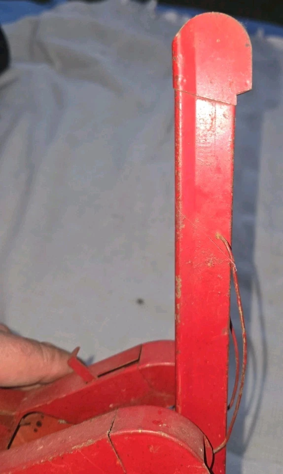 VINTAGE TRU SCALE 1/16 SCALE TWO ROW MOUNTED CORN PICKER FARM TOY - Image 3 of 4