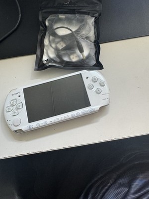 Sony PSP White Handheld Portable Console with USB Cable