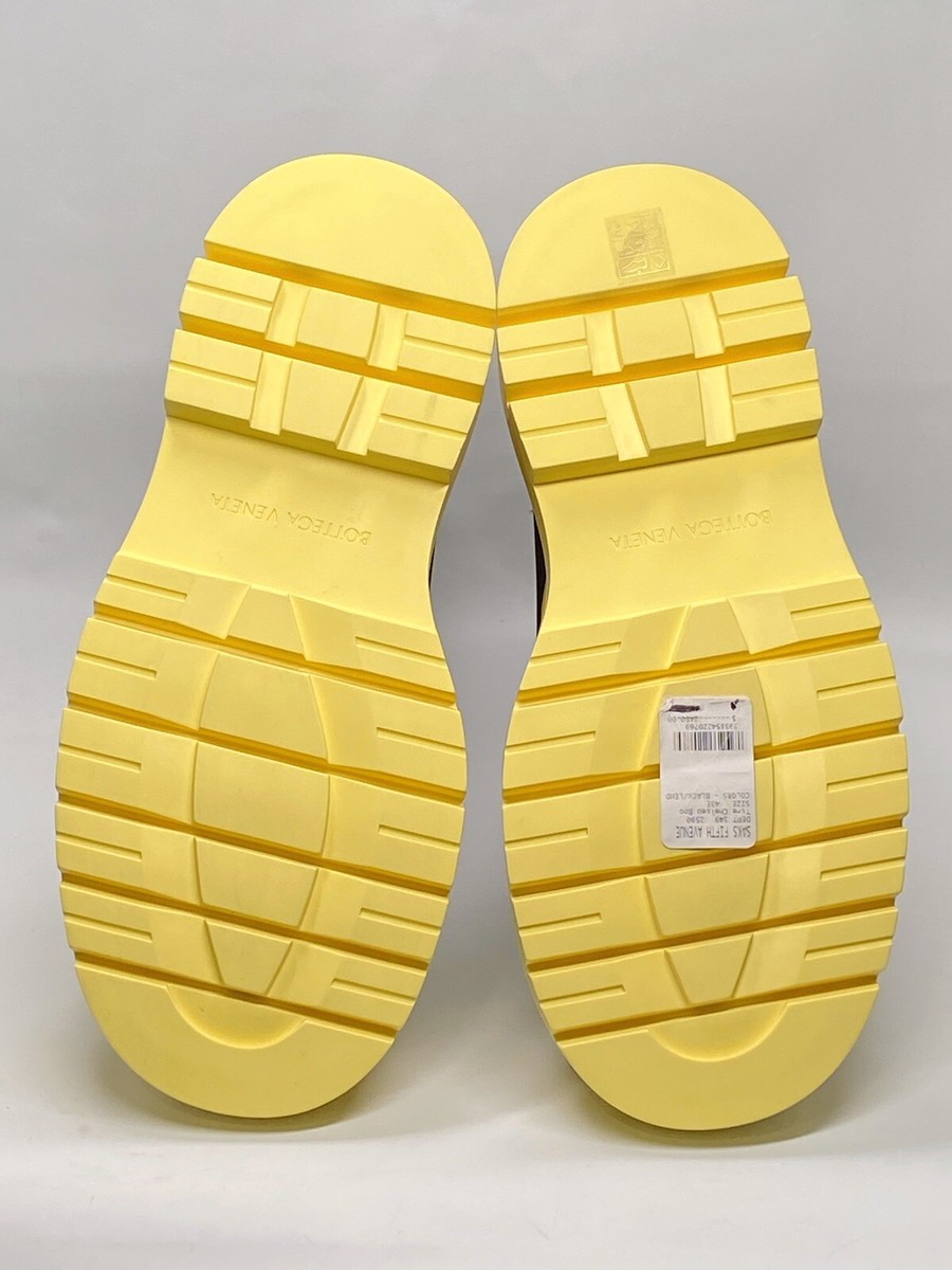 Bottega Veneta Contrast-Sole Leather Tire Men display picture 3
