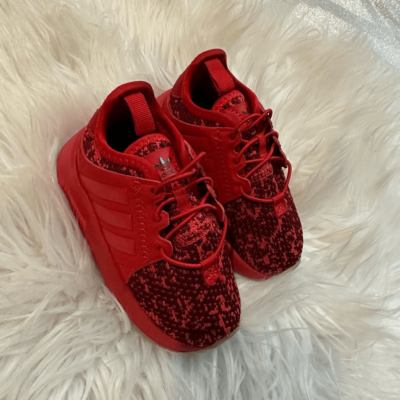 red adidas baby shoes