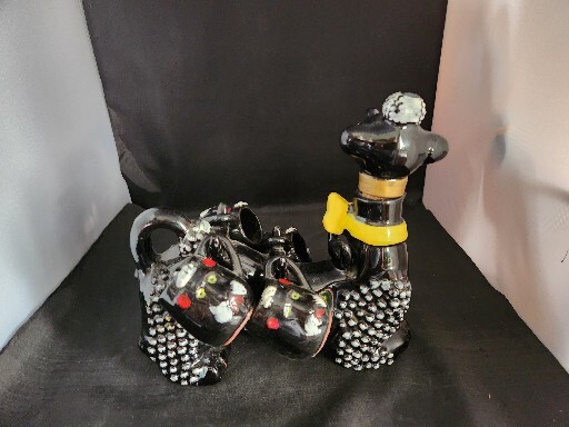 Vintage Artmark Redware Ceramic Poodle Decanter With 4 Shot