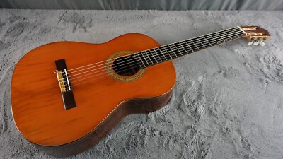 Hiroshi Tamura P50 1973 Japan Classical Guitar Used – Good Hiroshi Tamura P50 1973 Japan Classical Guitar Used – Good