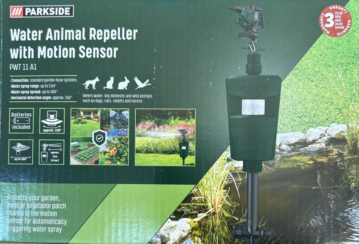 Motion Sensor Animal Deterrent Animal Repeller SK031 (PRODUCT