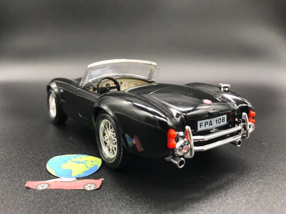 Bburago Shelby Cobra 427, automodello scala 1:24 - 1:25, vintage (1445) - Immagine 4 di 4