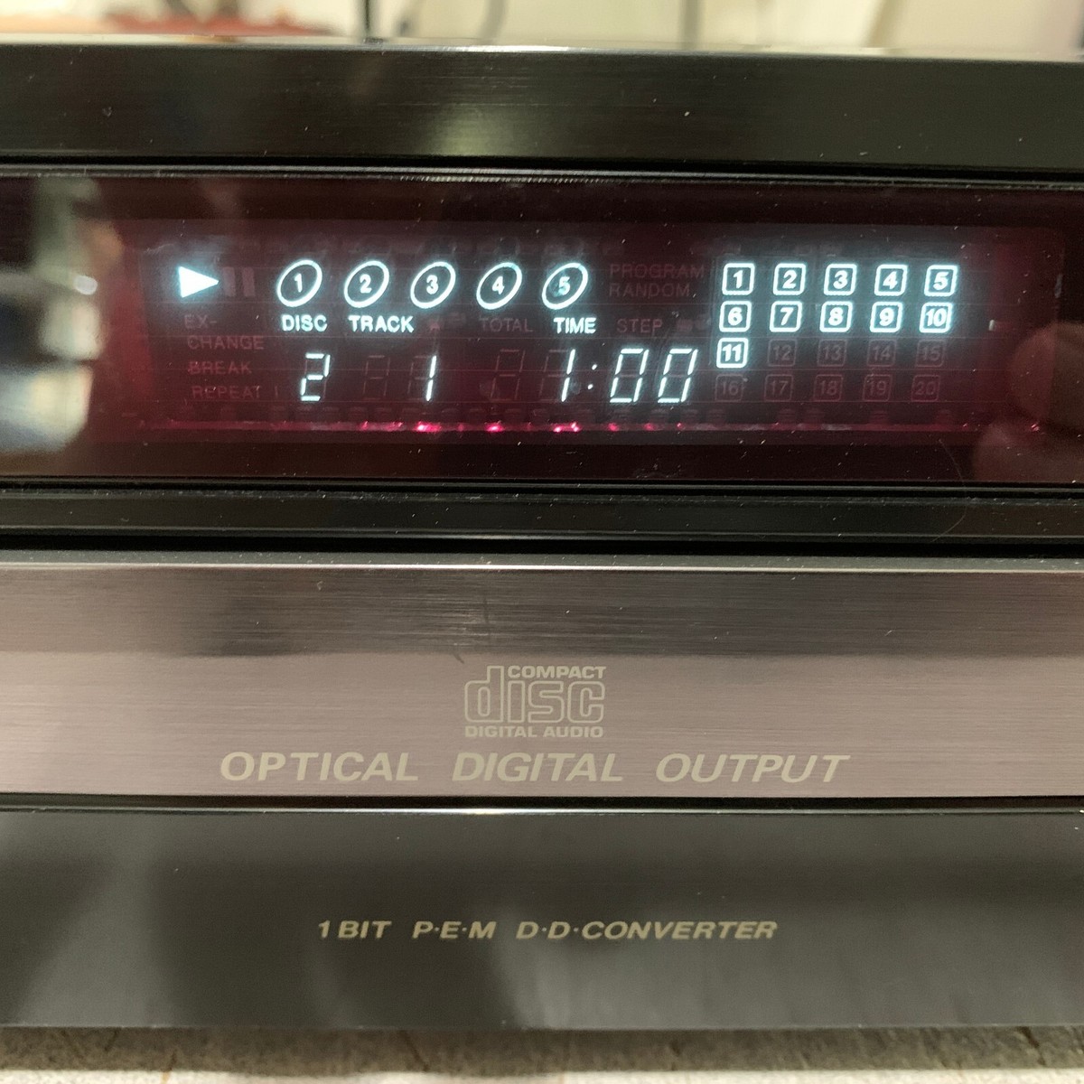 JVC XL-FZ258 CD Changer 5-Disc Player - No Remote or Manual JVC XL-FZ258 CD Changer 5-Disc Player - No Remote or Manual