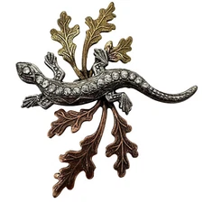Vtg Copper Gold Silver in Tone Lizard on Oak Leaves Pressed Metal Brooch