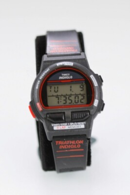 Timex Indiglo Damenuhr Schwarz Plastik 50 m Quarz Alarm Chrono Datum Grau