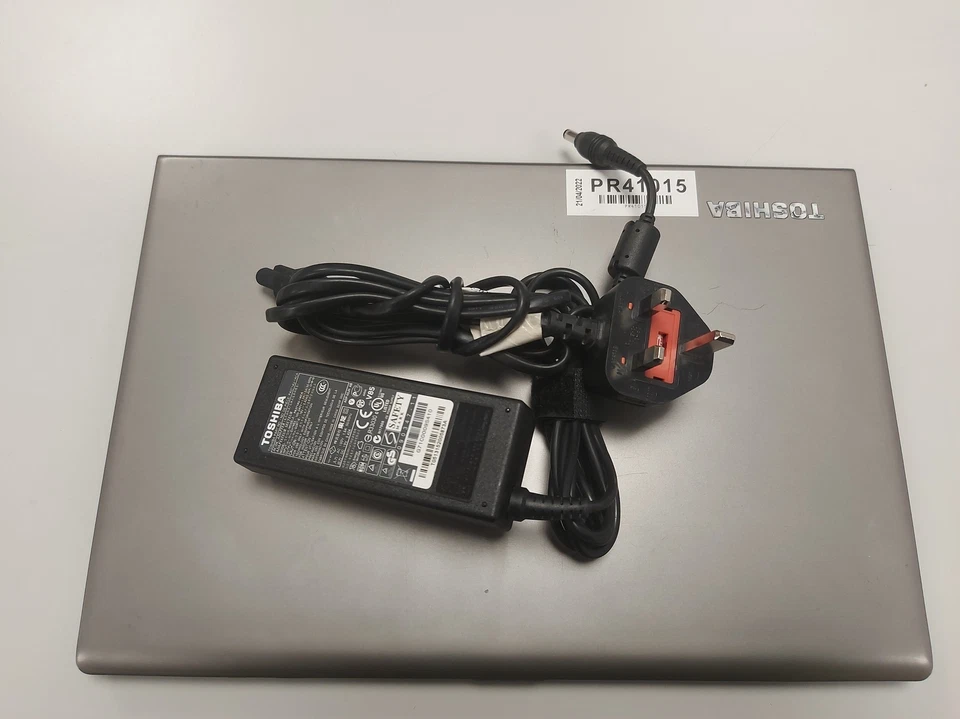 Toshiba Tecra Z40-B-104 320GB HDD Core i3-5005U 2000MHz 4GB RAM 14" Laptop - Image 4 of 4