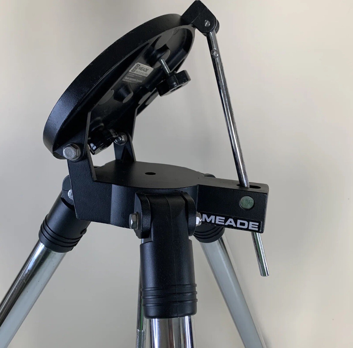 Meade 884 Deluxe Field Telescope Tripod for ETX 90 105 125 eBay